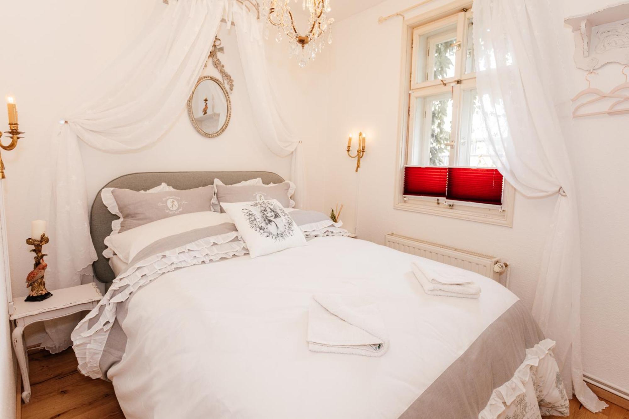 Bismarck-Suite By Meis In Quedlinburg Zentral Exterior photo